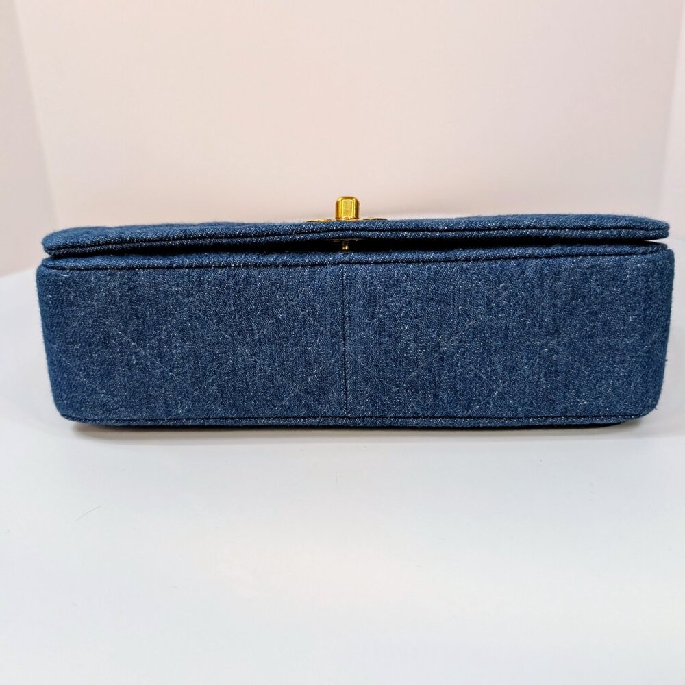 Chanel Vintage Classic Blue Denim Quilted Medium Full Flap Bag - Picture 5 of 16